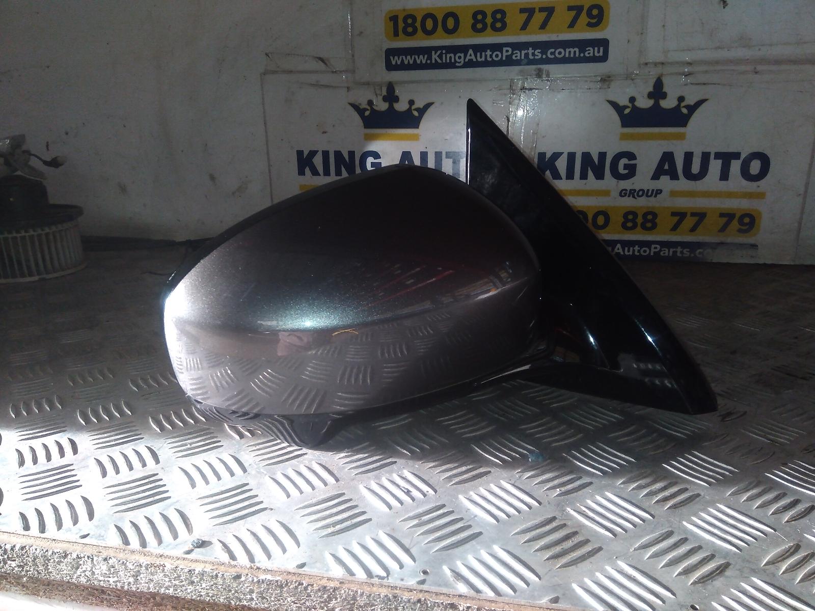 View Auto part Right Door Mirror Nissan Pathfinder 2016