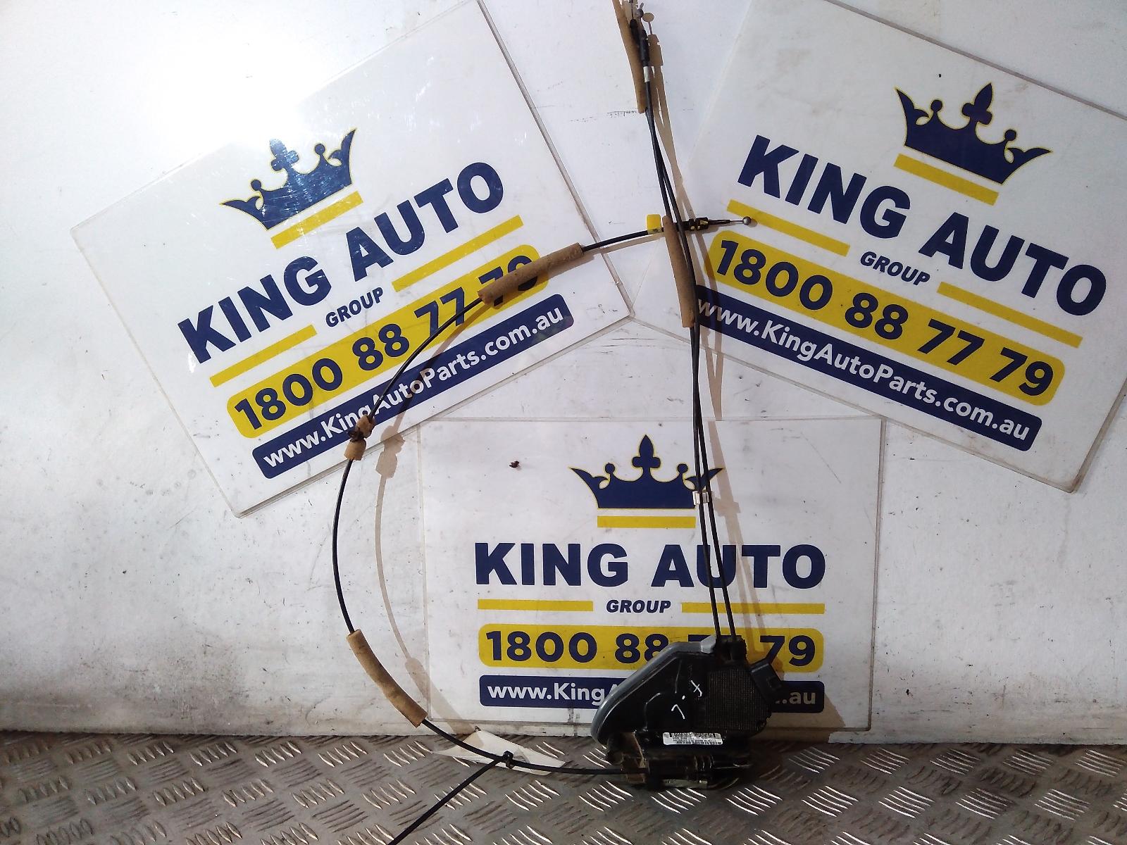 View Auto part Door/Boot/Gate Lock Nissan Pathfinder 2016