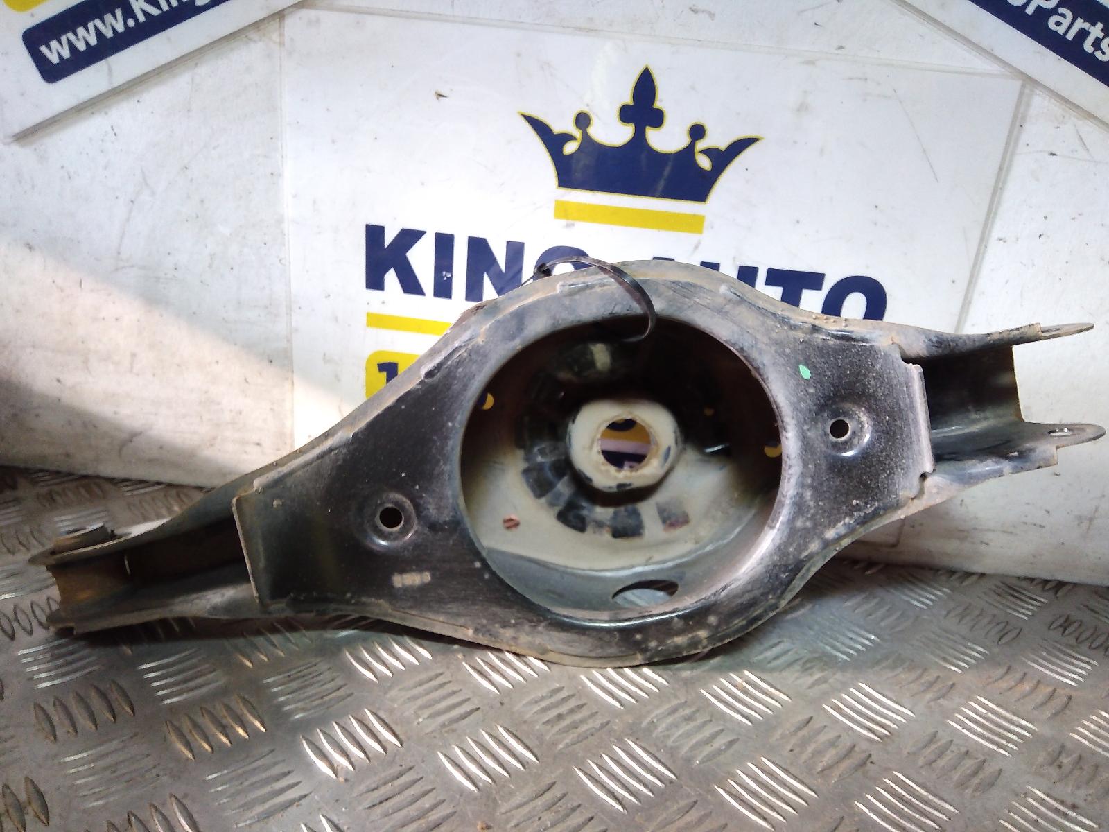 View Auto part Left Rear Trailing Arm Nissan Pathfinder 2016