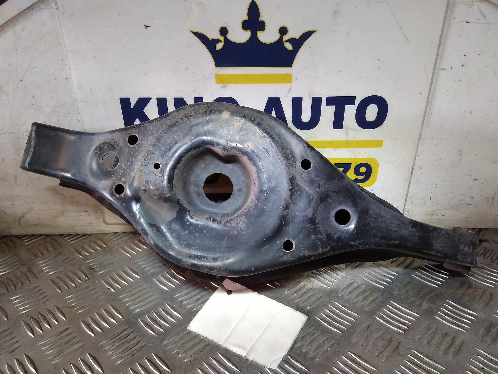 View Auto part Right Rear Trailing Arm Nissan Pathfinder 2016