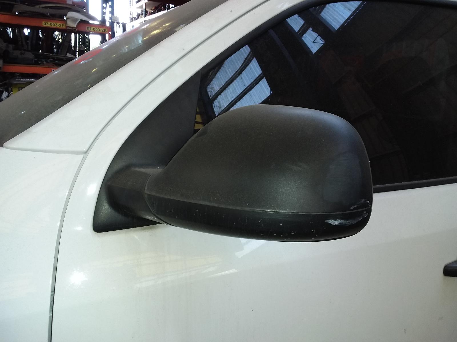 2013 Volkswagen Amarok Radiator View Auto part Radiator Volkswagen Amarok 2013