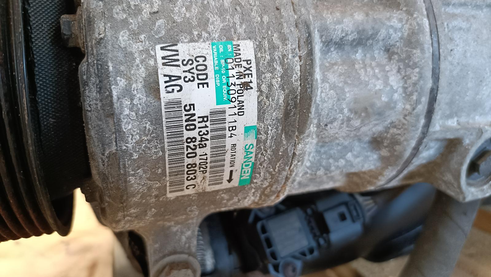 View Auto part Engine Audi Q3 2012