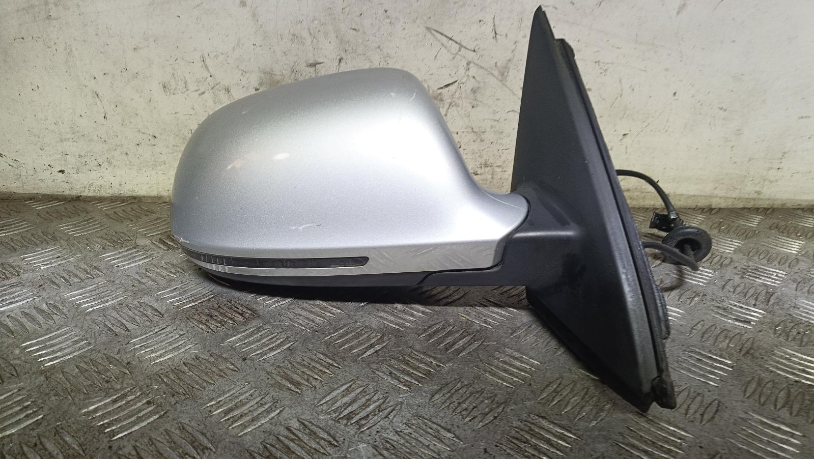 View Auto part Right Door Mirror Audi Q3 2012