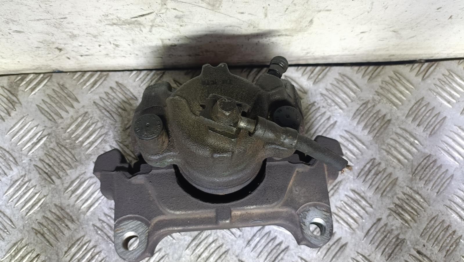 View Auto part Caliper Audi Q3 2012