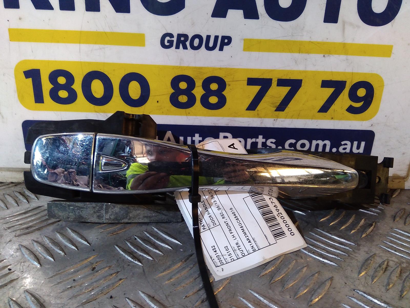 View Auto part Door Handle Nissan Pathfinder 2016