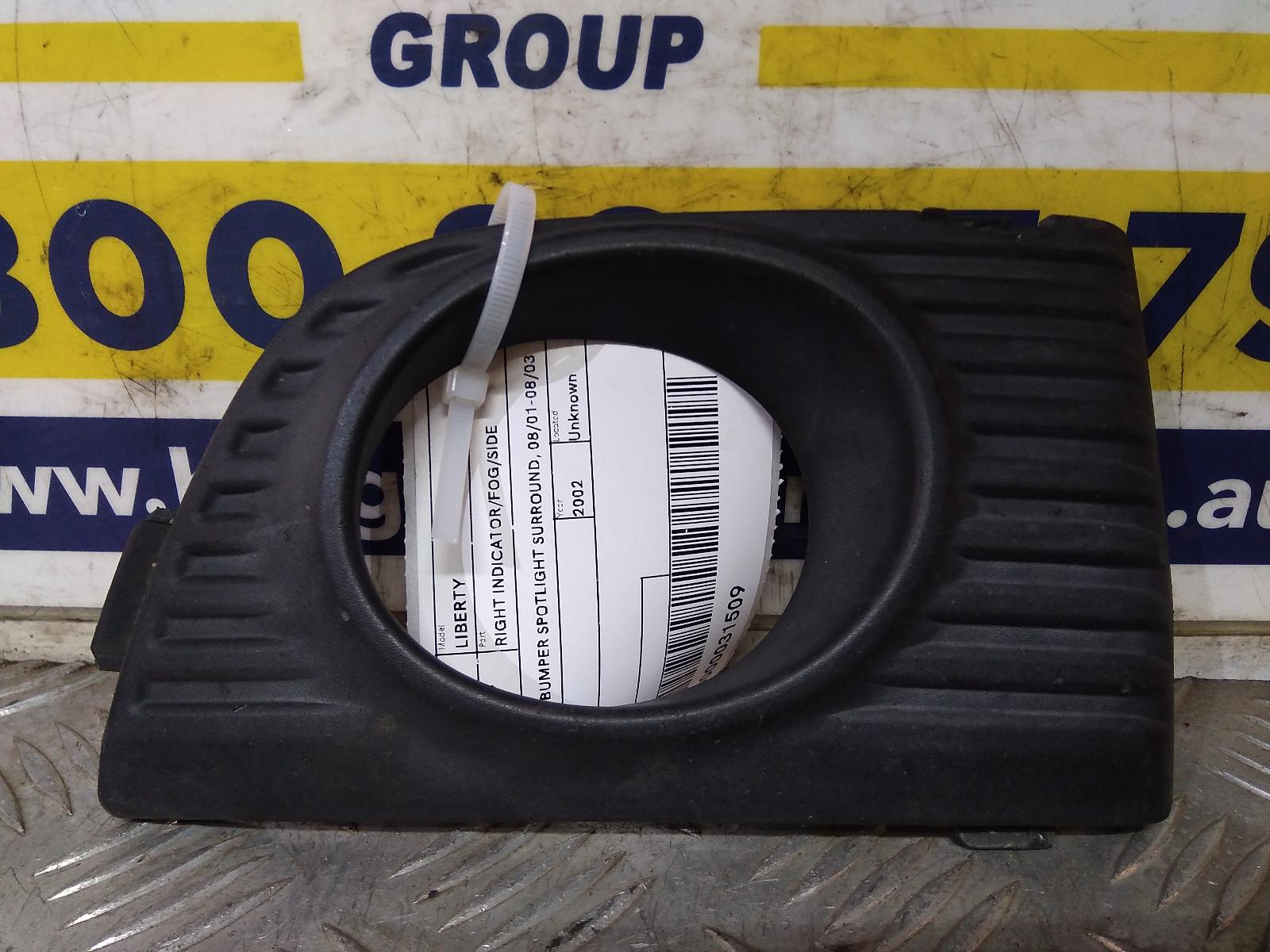 2002 Subaru Liberty Right Indicator/Fog/Side View Auto part Right Indicator/Fog/Side Subaru Liberty 2002