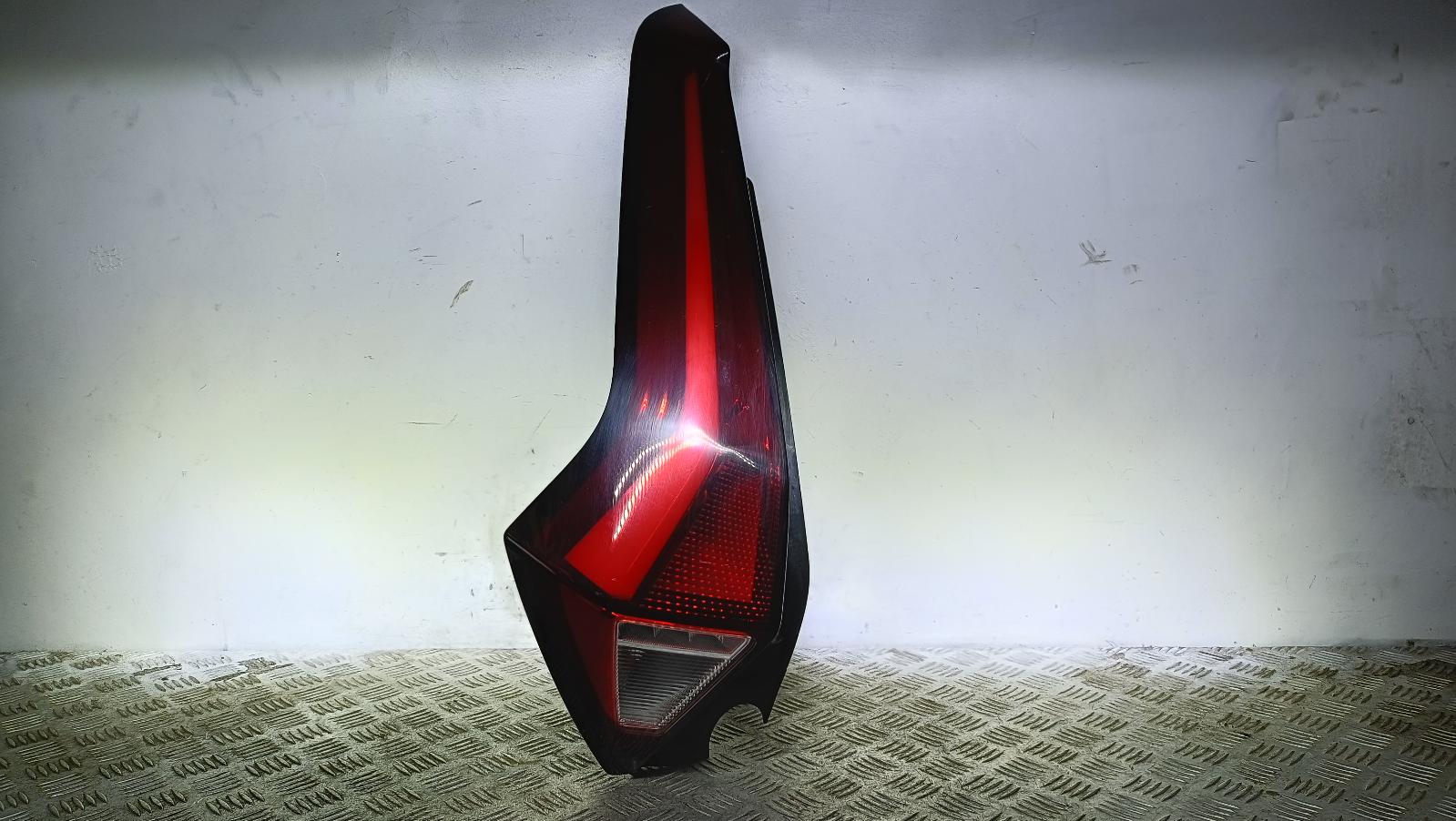 View Auto part Left Taillight Mg Mg3 2021