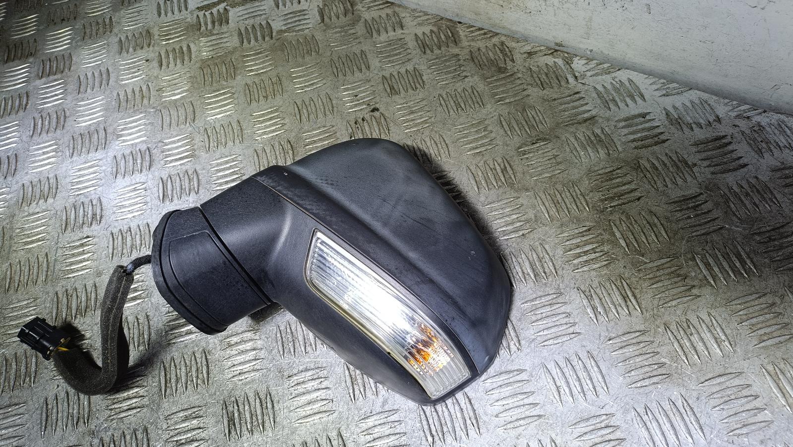 View Auto part Left Door Mirror Mg Mg3 2021