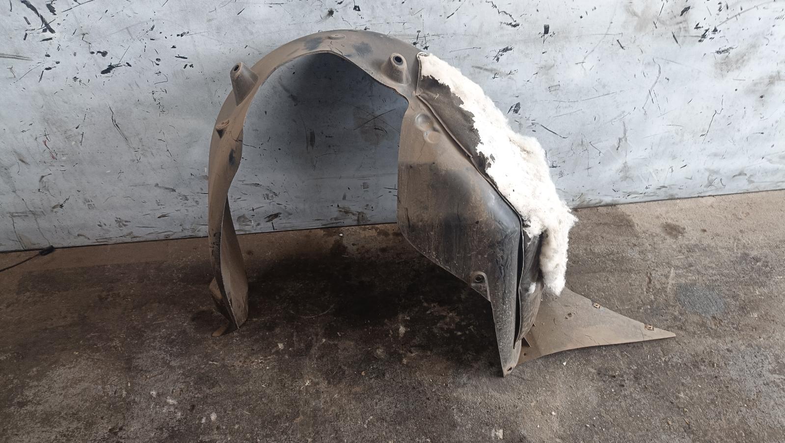View Auto part Left Guard Liner Mg Mg3 2021