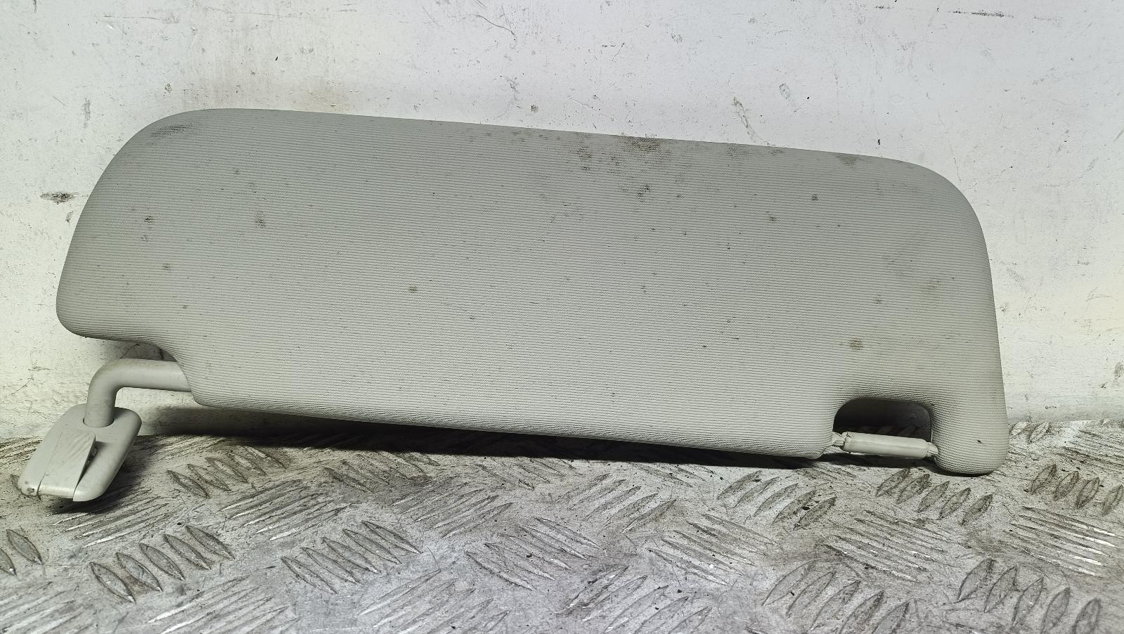 View Auto part Sunvisor Mg Mg3 2021
