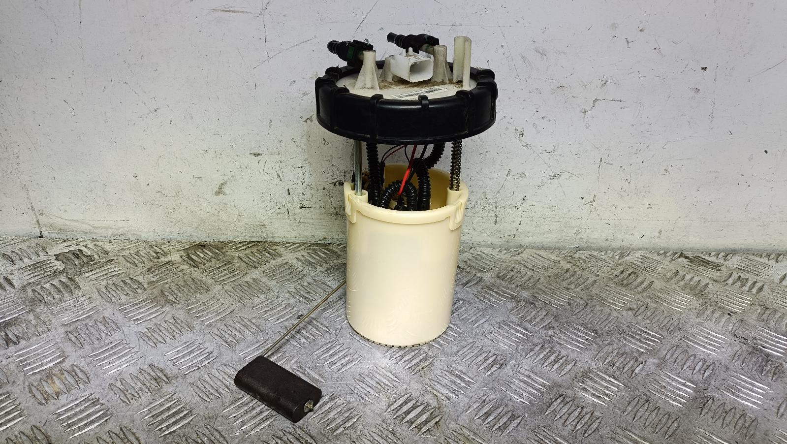 View Auto part Fuel Pump Mg Mg3 2021