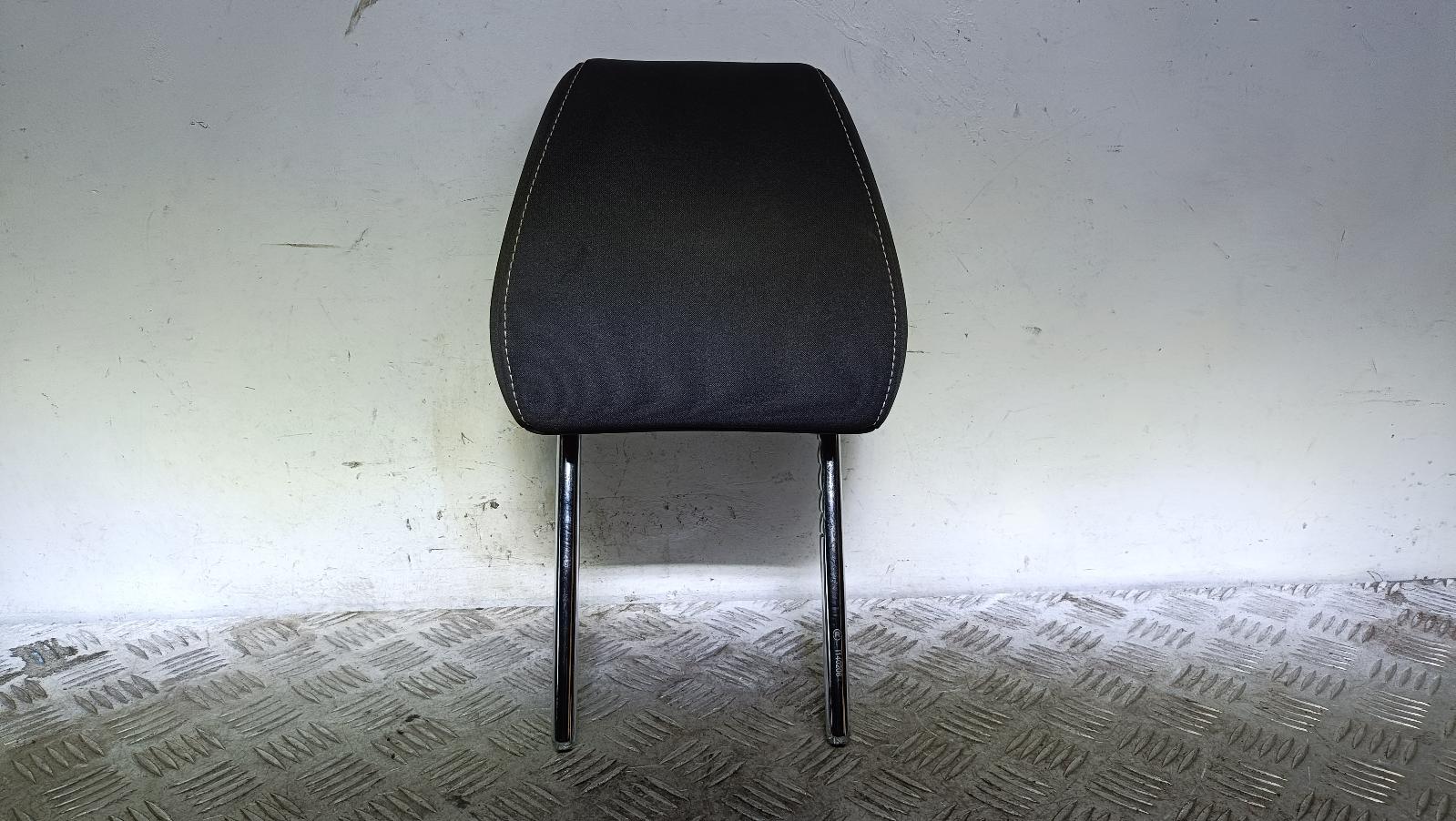 View Auto part Headrest Mg Mg3 2021