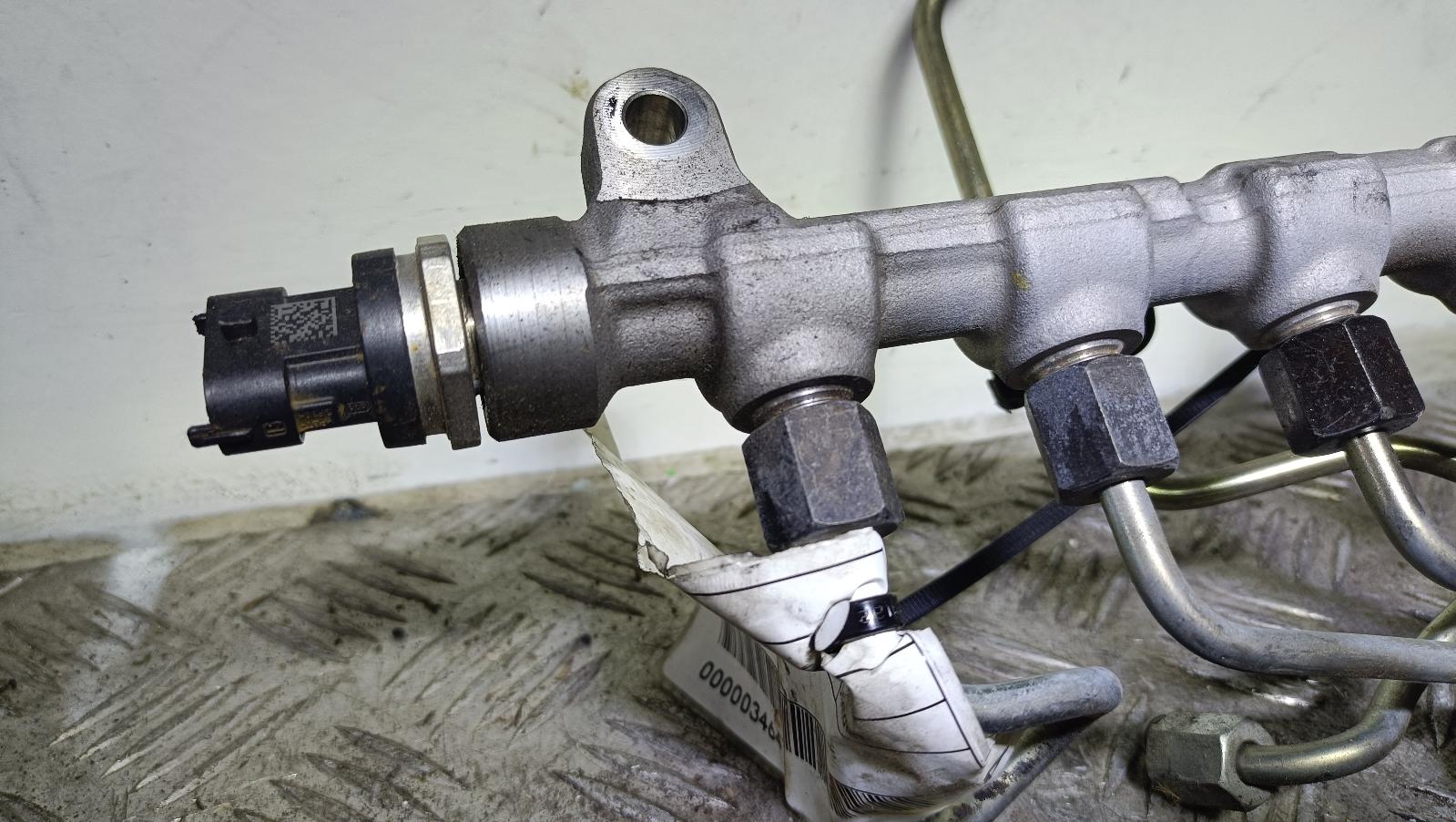 2013 Hyundai I30 Injection Rail View Auto part Injection Rail Hyundai I30 2013