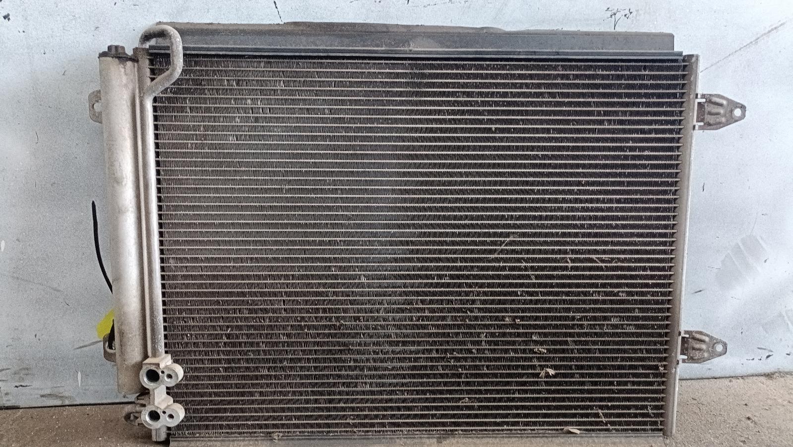 View Auto part A/C Condenser Volkswagen Passat 2007