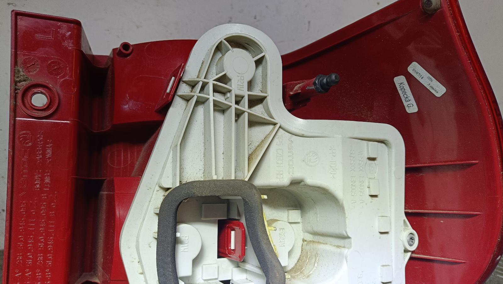 View Auto part Left Taillight Skoda Yeti 2015