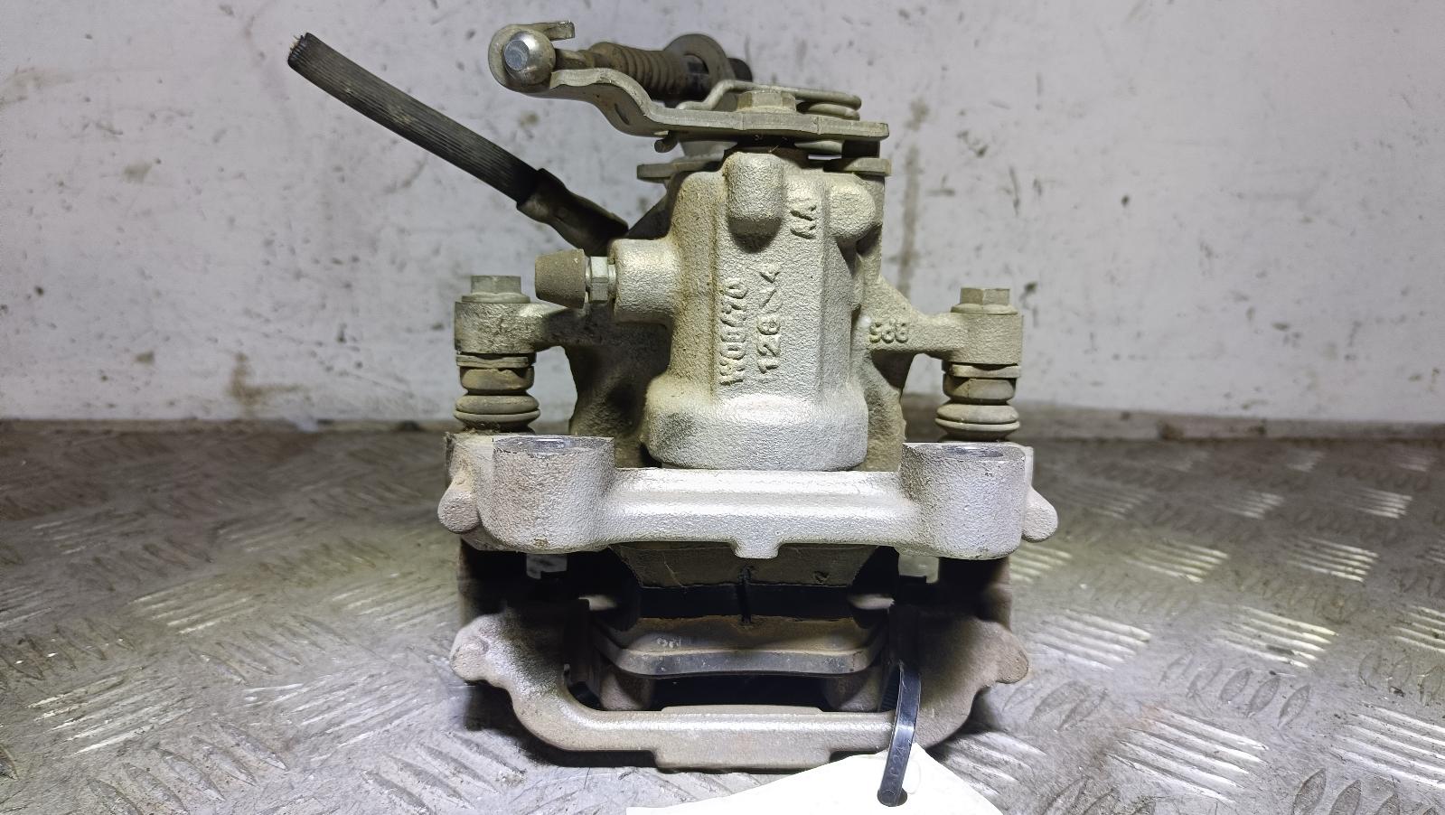 View Auto part Caliper Skoda Yeti 2015