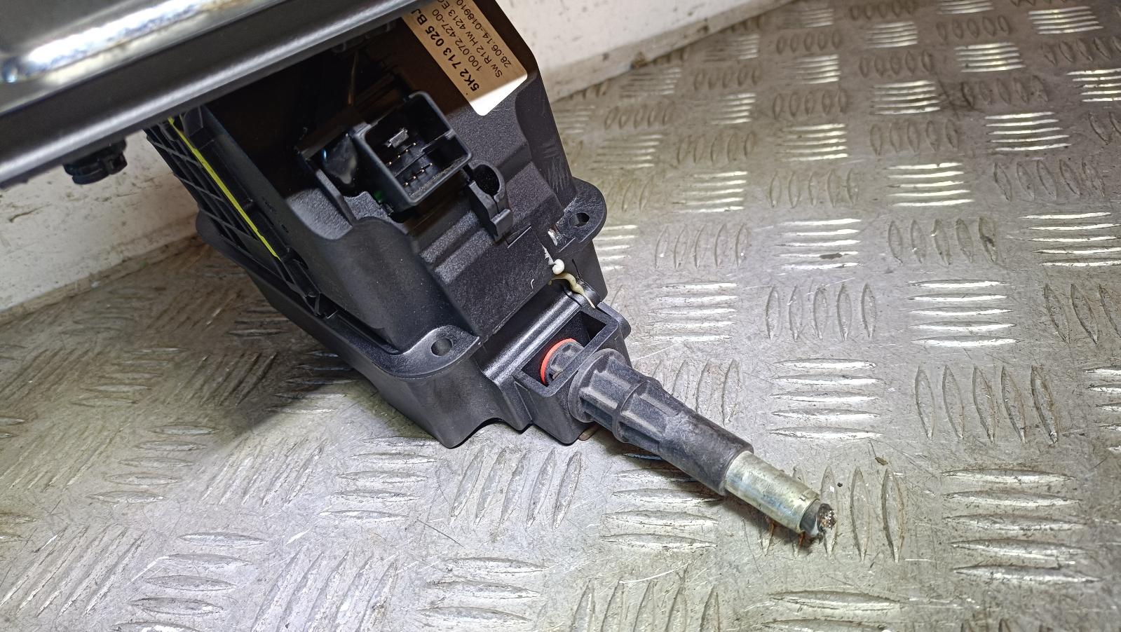 View Auto part Gear Stick/Shifter Skoda Yeti 2015