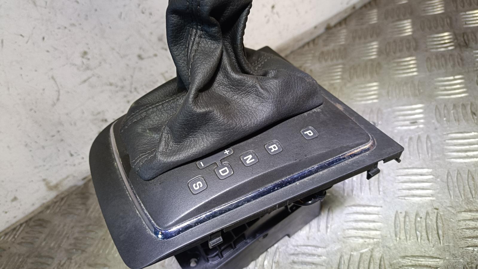 View Auto part Gear Stick/Shifter Skoda Yeti 2015