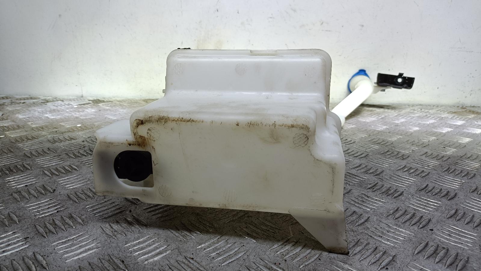 2022 Haval H6 Washer Bottle View Auto part Washer Bottle Haval H6 2022