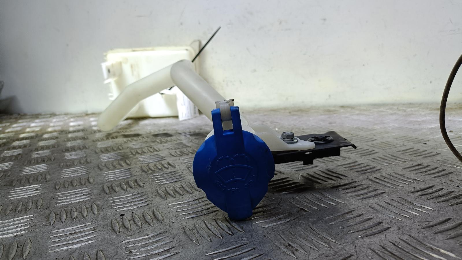 2022 Haval H6 Washer Bottle View Auto part Washer Bottle Haval H6 2022