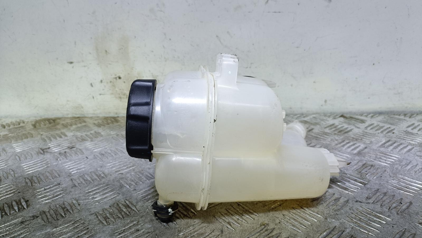View Auto part Overflow Bottle Haval H6 2022