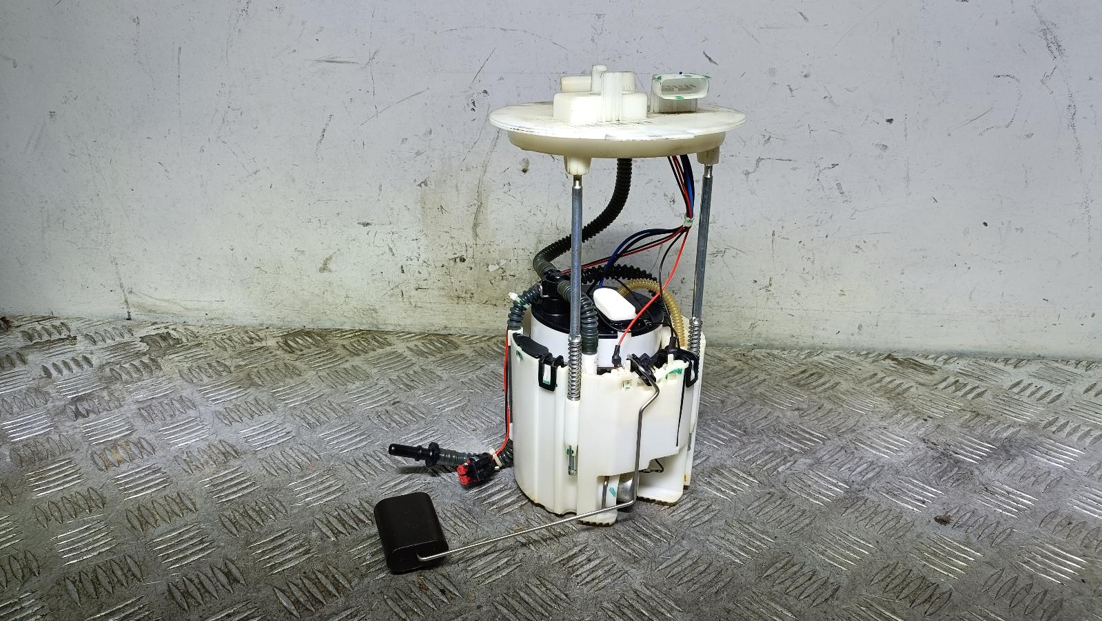 View Auto part Fuel Pump Haval H6 2022
