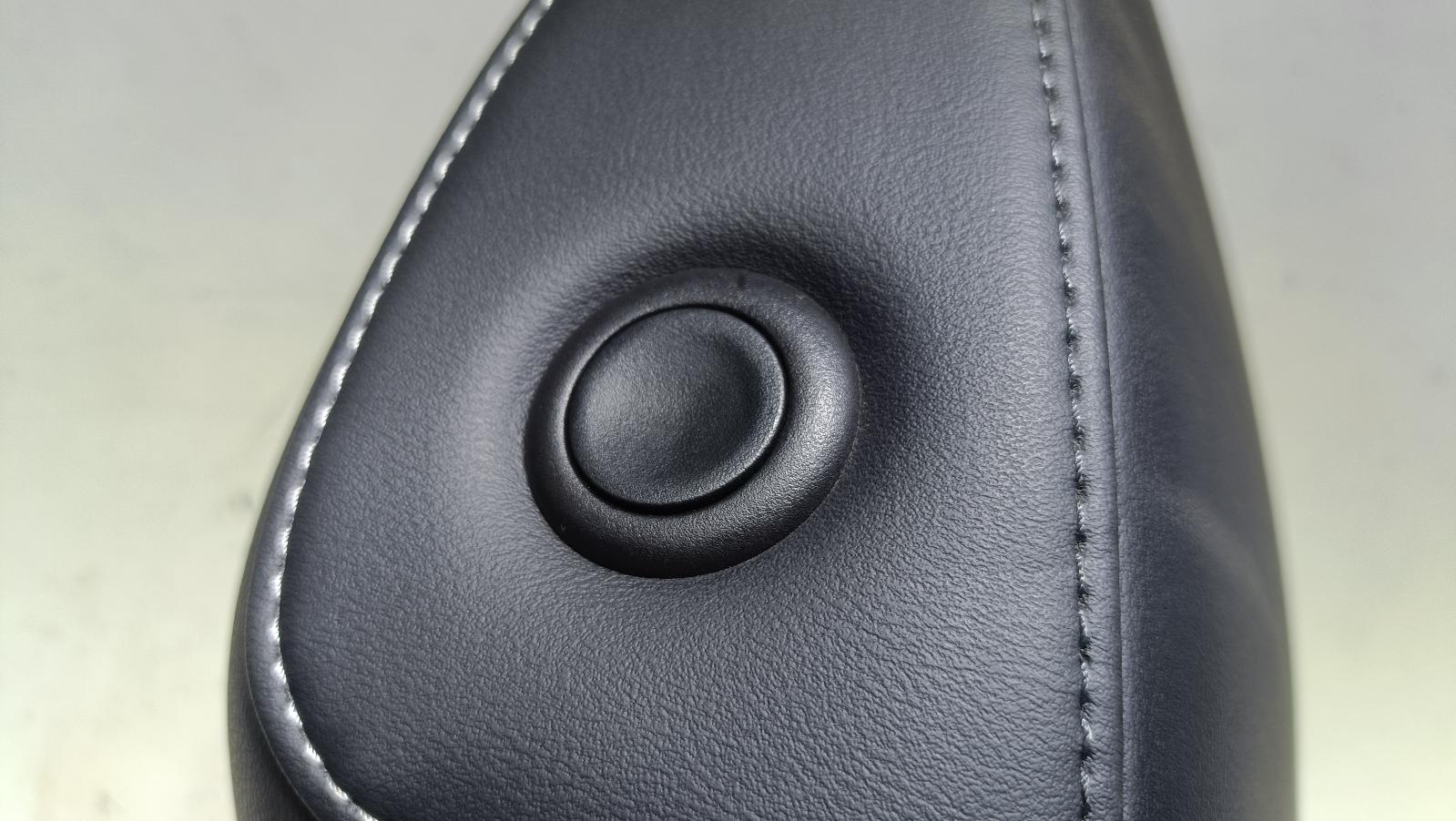 View Auto part Headrest Haval H6 2022