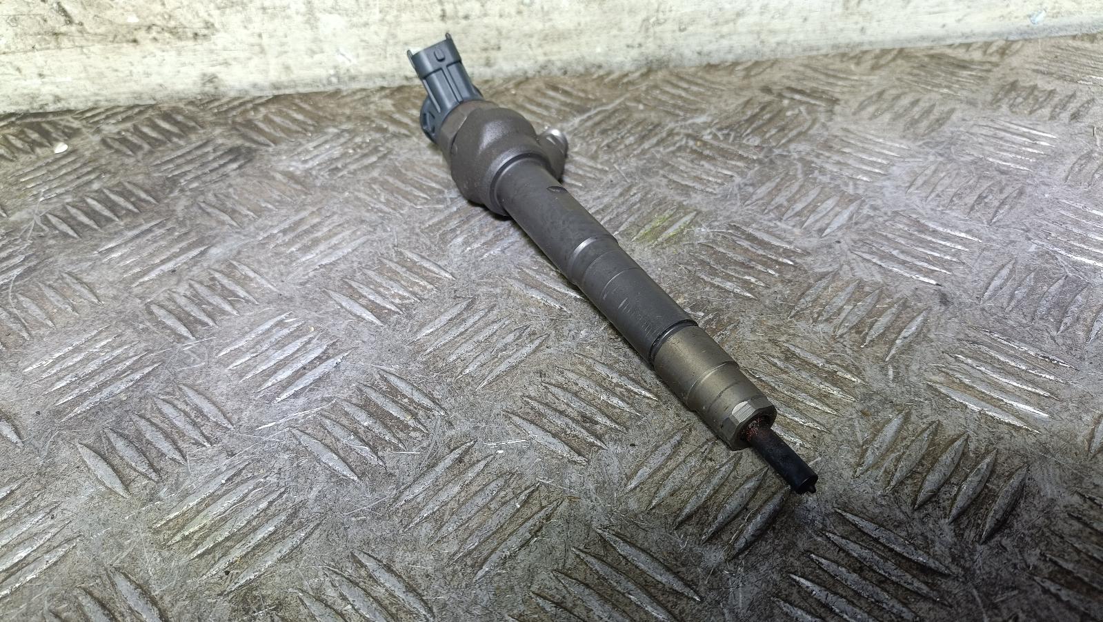 2018 Land Rover Discovery Fuel Injector View Auto part Fuel Injector Land Rover Discovery 2018