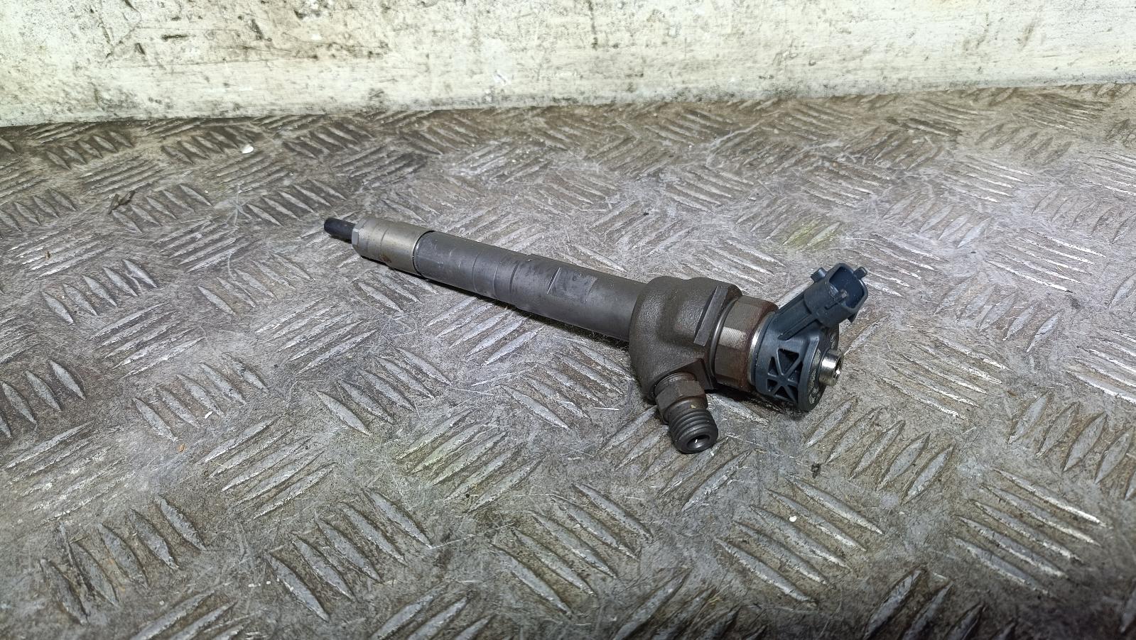 2018 Land Rover Discovery Fuel Injector View Auto part Fuel Injector Land Rover Discovery 2018