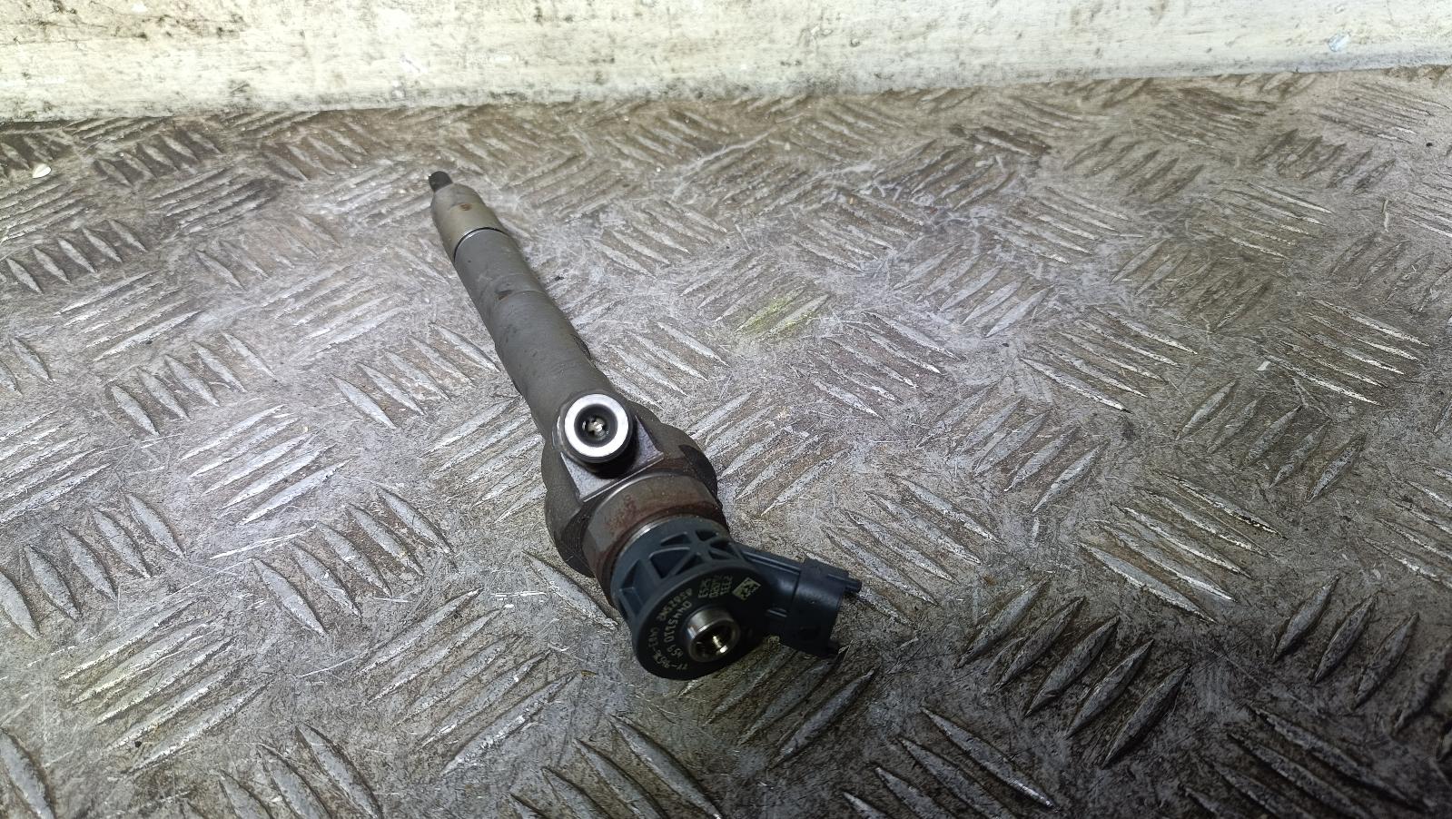 2018 Land Rover Discovery Fuel Injector View Auto part Fuel Injector Land Rover Discovery 2018