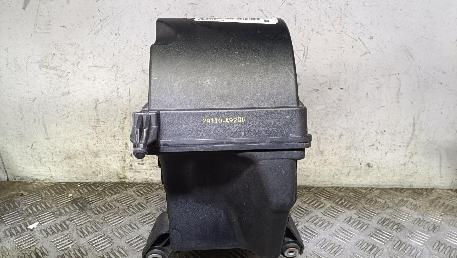 View Auto part Air Cleaner/Box Kia Carnival/grand Carnival 2016