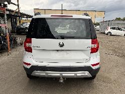 View Auto part Right Front Strut Skoda Yeti 2015