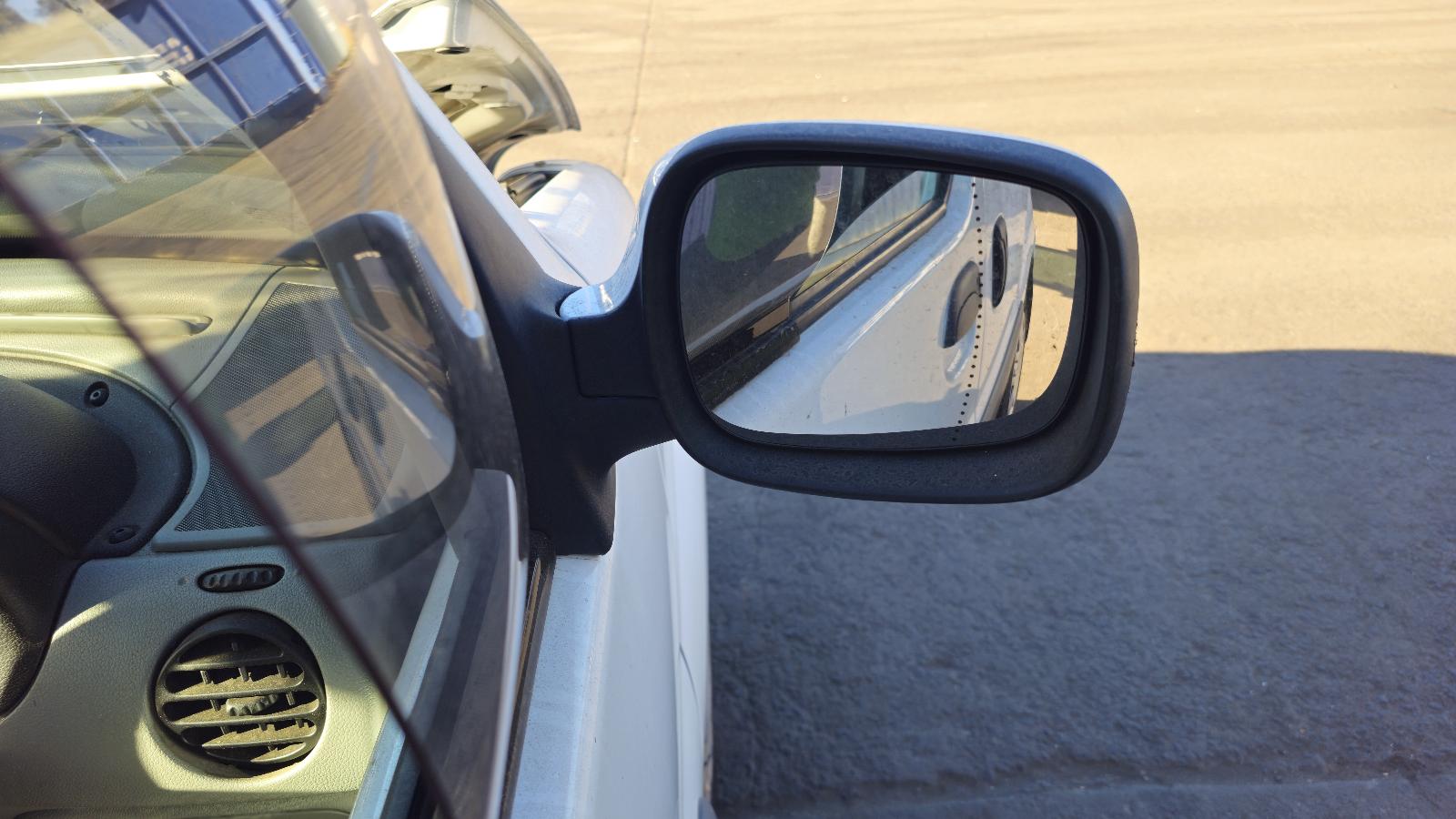 2005 Renault Kangoo A/C Condenser View Auto part A/C Condenser Renault Kangoo 2005