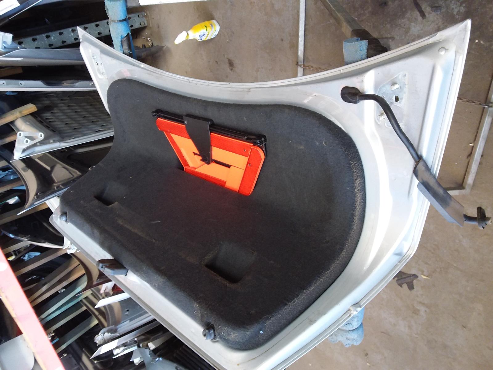 View Auto part Bootlid/Tailgate Volkswagen Bora 2000