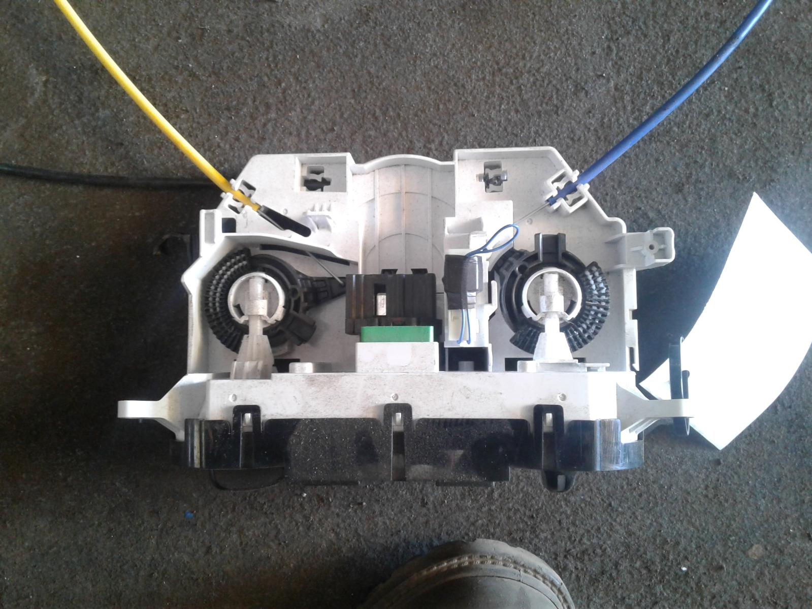 View Auto part Heater/Ac Controls Mitsubishi Triton 2018