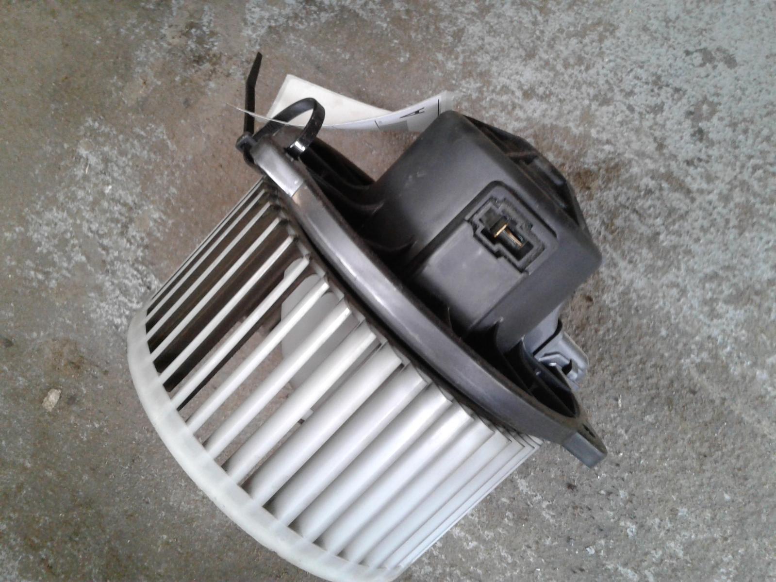 View Auto part Heater Fan Motor Ford Ranger 2009