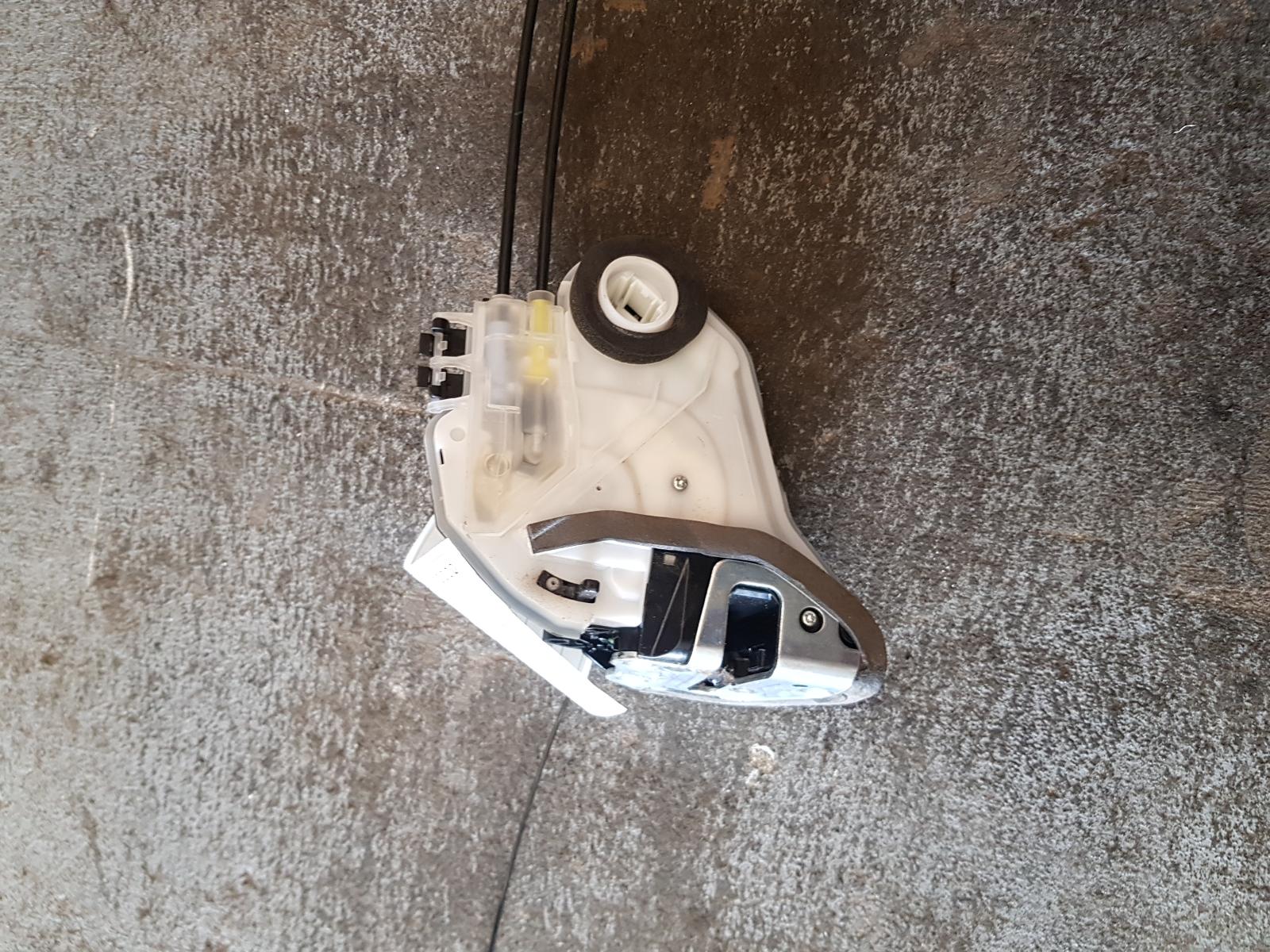 View Auto part Door/Boot/Gate Lock Subaru Impreza 2016