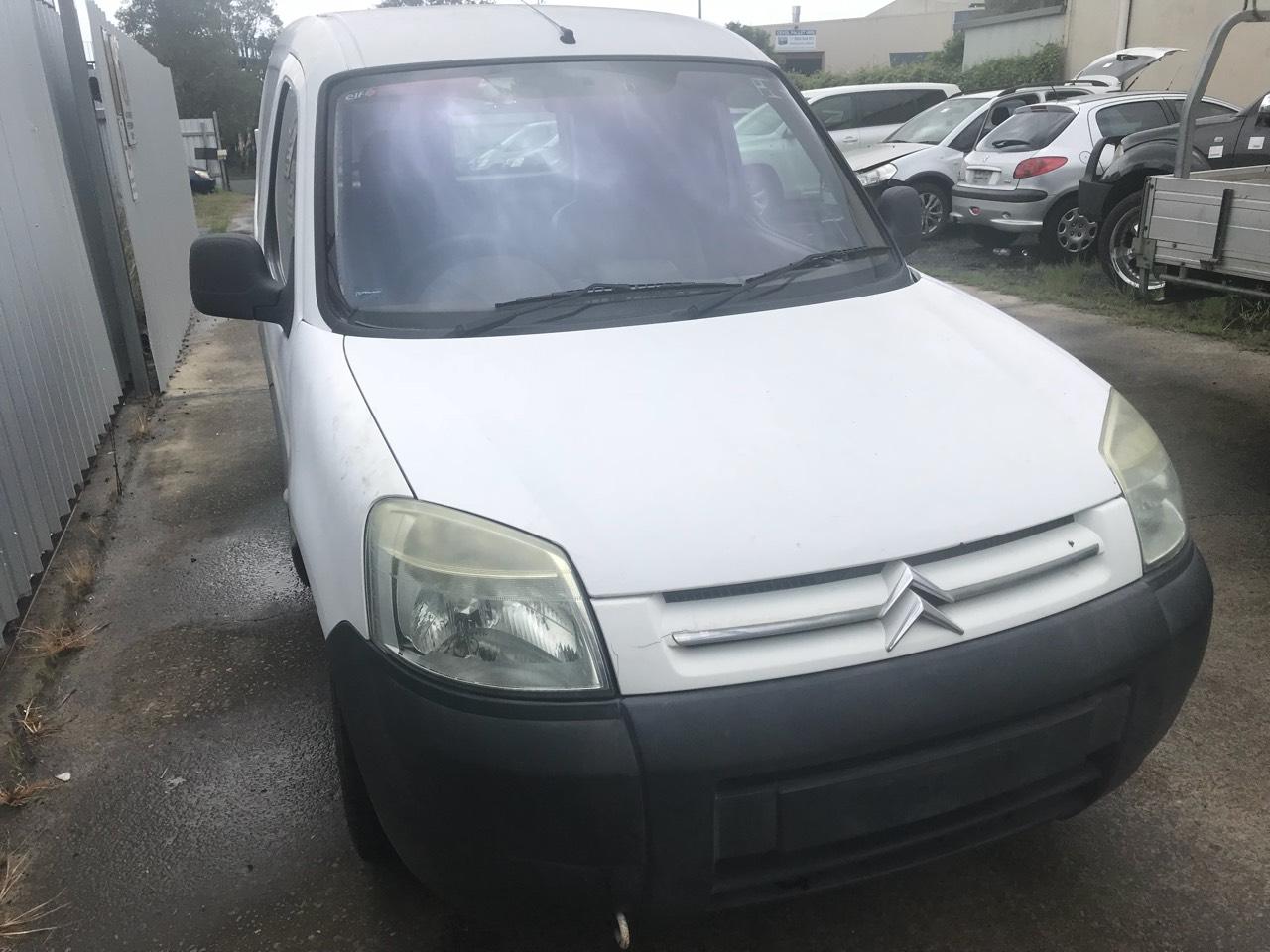 2005 Citroen Berlingo Radiator View Auto part Radiator Citroen Berlingo 2005