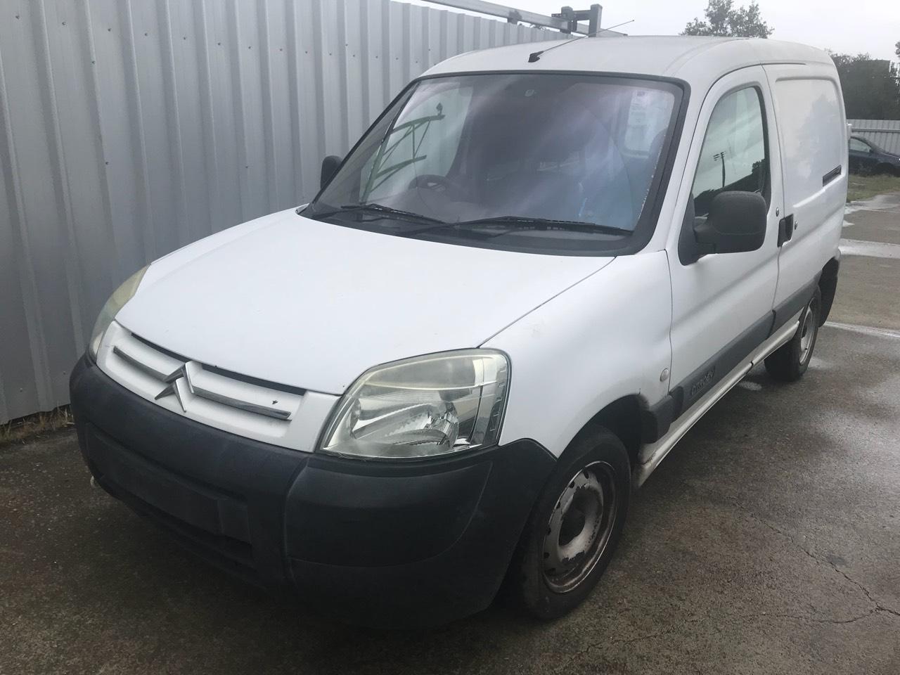 2005 Citroen Berlingo Radiator View Auto part Radiator Citroen Berlingo 2005