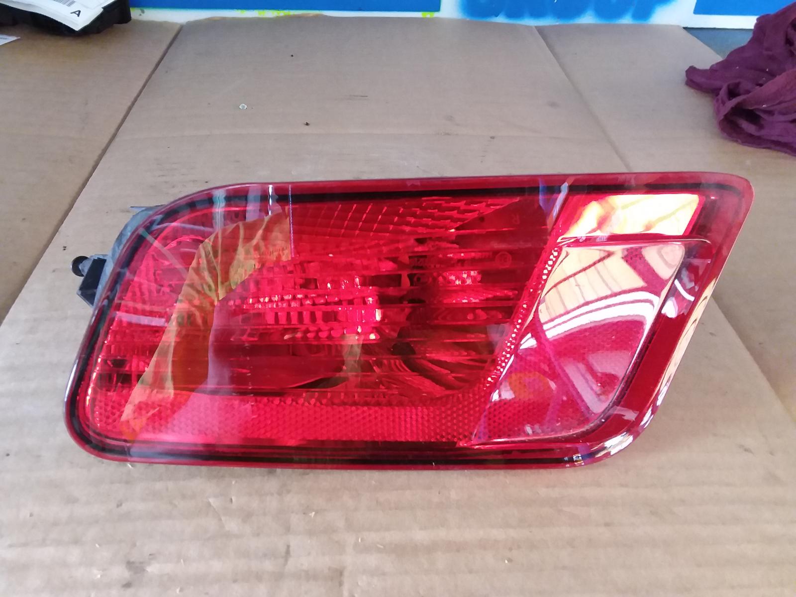 View Auto part Right Taillight Ford Everest 2017