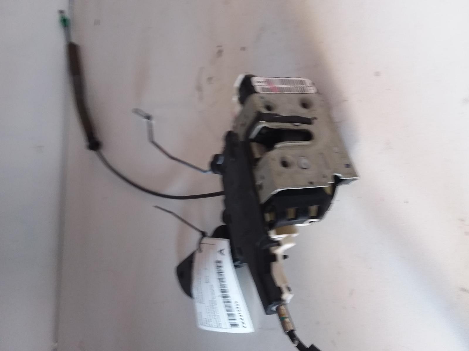 2014 Fiat Freemont Door/Boot/Gate Lock View Auto part Door/Boot/Gate Lock Fiat Freemont 2014
