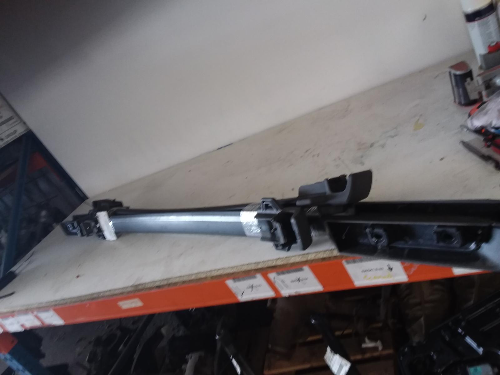 2014 Fiat Freemont Roof Rack/Bars View Auto part Roof Rack/Bars Fiat Freemont 2014