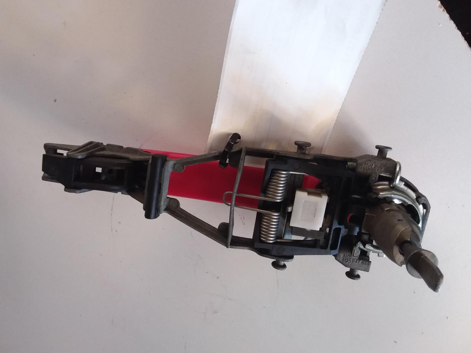View Auto part Door Handle Volkswagen Golf 2006
