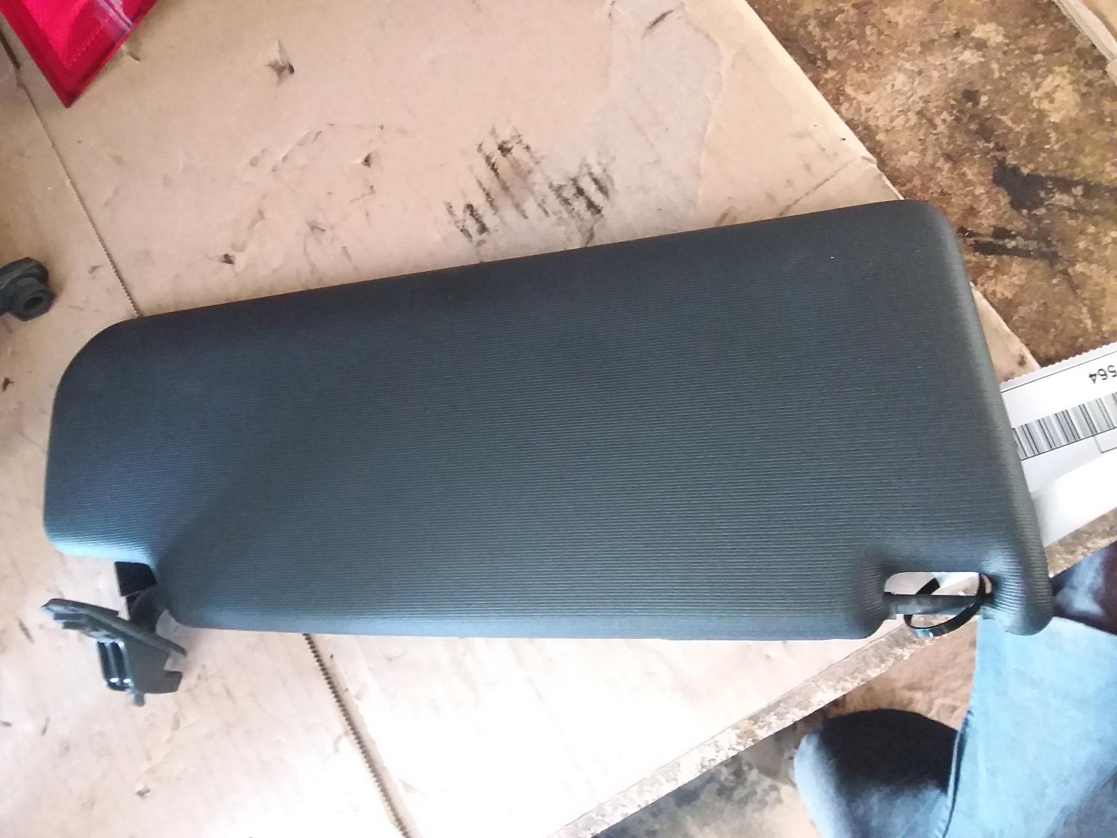 View Auto part Sunvisor Volkswagen Golf 2006