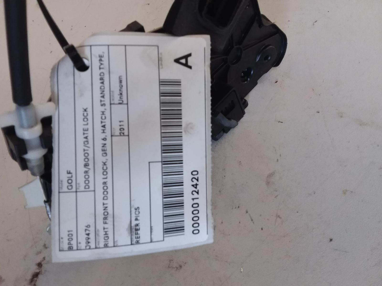 View Auto part Door/Boot/Gate Lock Volkswagen Golf 2011