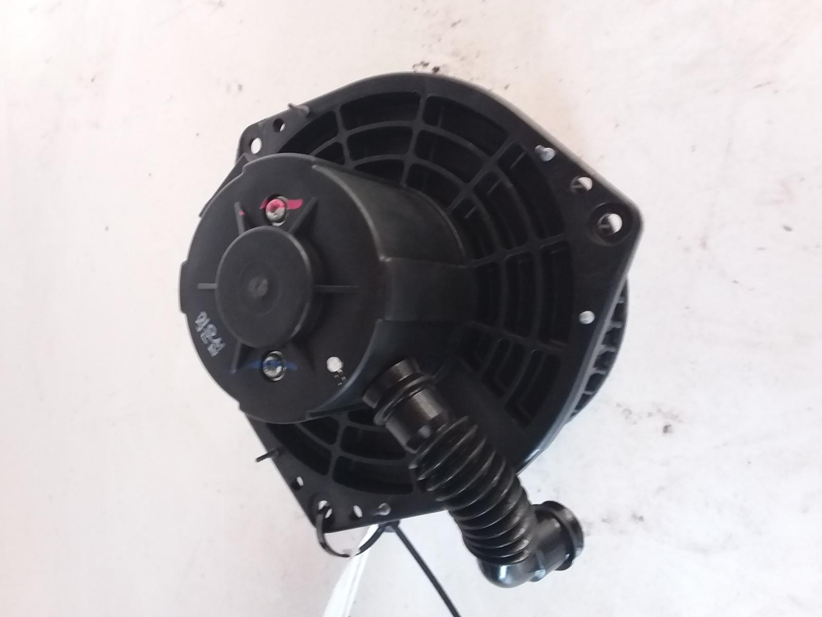 View Auto part Heater Fan Motor Holden Barina 2012