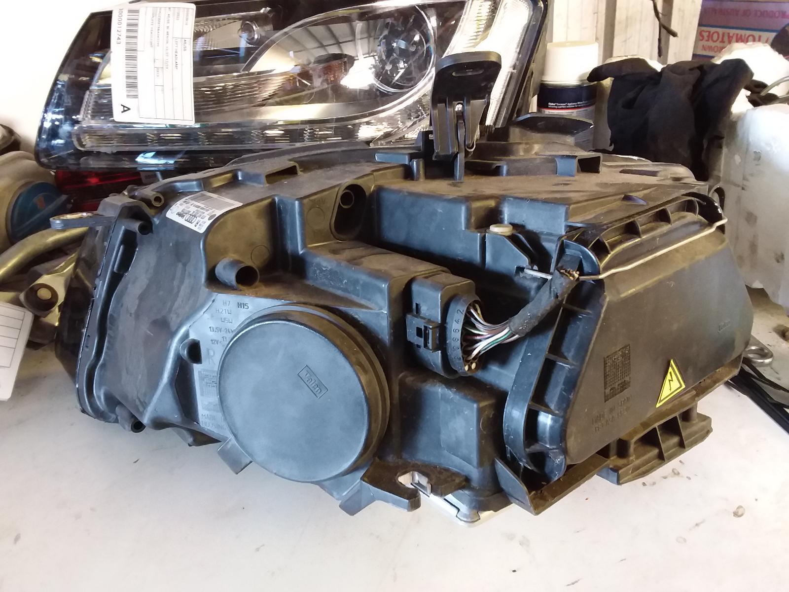 2011 Audi A5 Right Headlamp View Auto part Right Headlamp Audi A5 2011