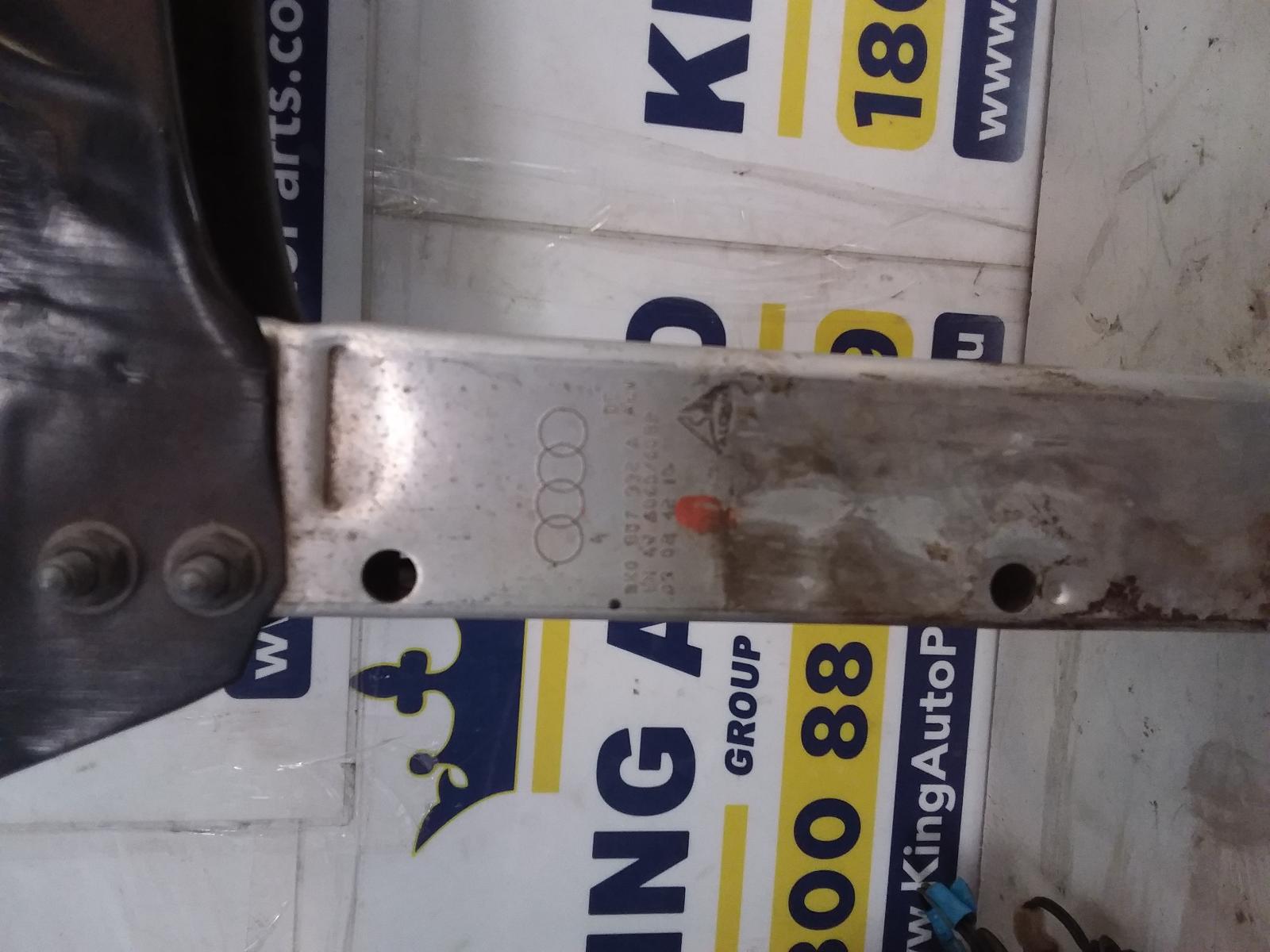 View Auto part R/Bar Bracket/Reinfo Audi A5 2011