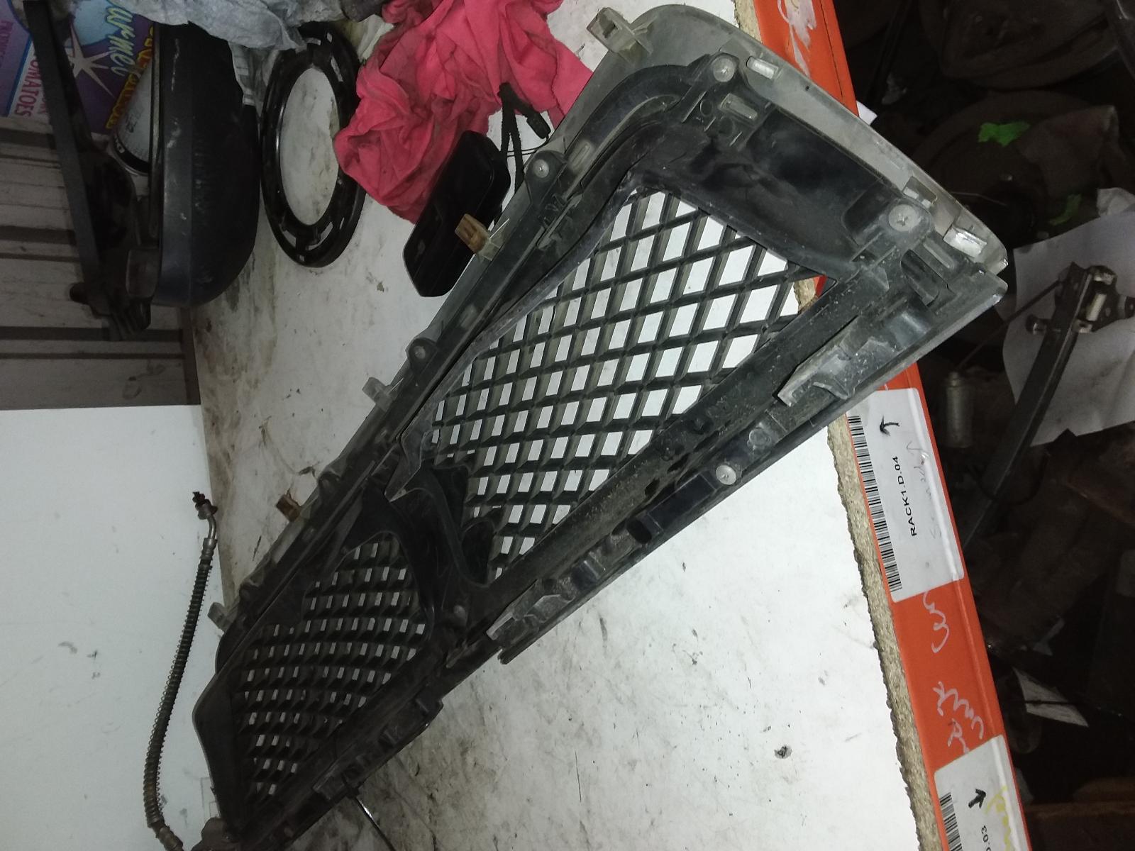 2007 Suzuki Vitara Grille View Auto part Grille Suzuki Vitara 2007