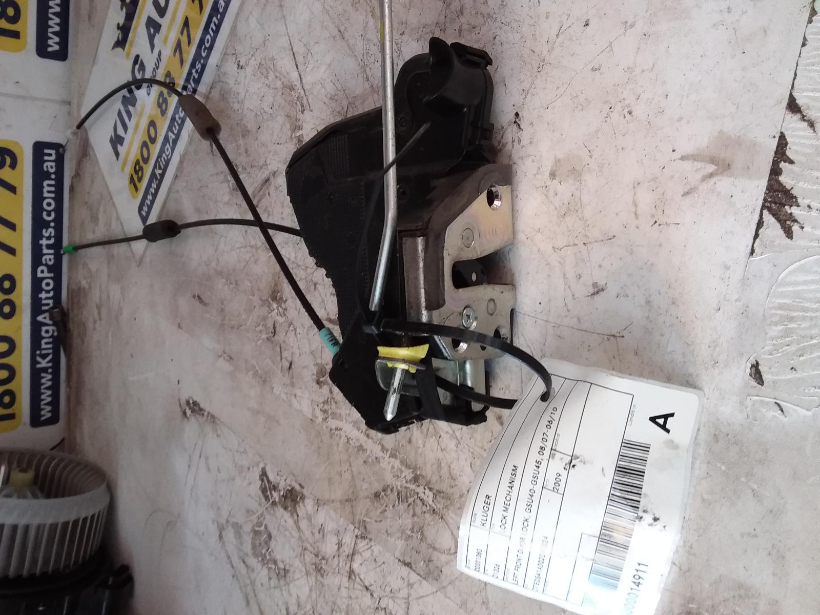 View Auto part Door/Boot/Gate Lock Toyota Kluger 2009